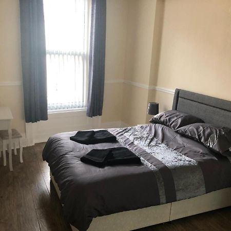 Sandy Pad'S Apartments Rhyl Buitenkant foto