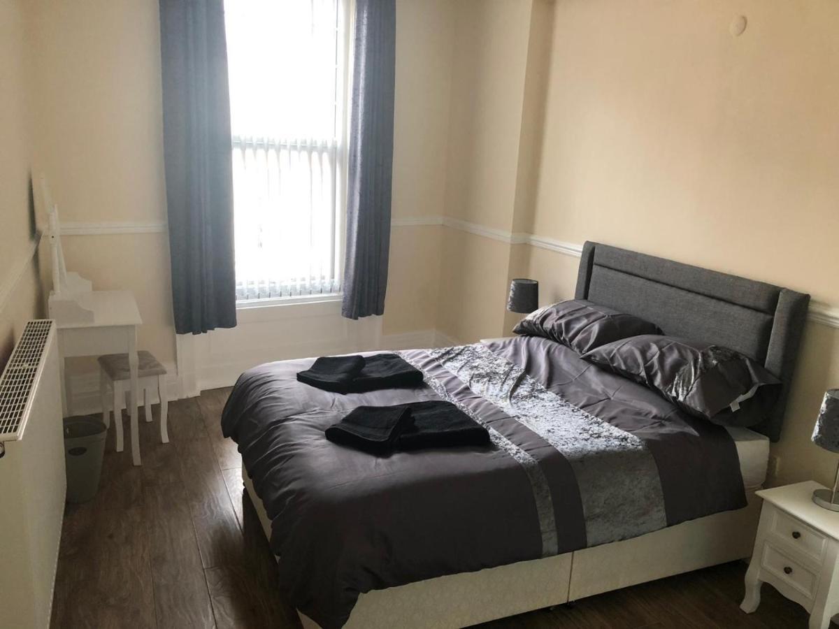 Sandy Pad'S Apartments Rhyl Buitenkant foto