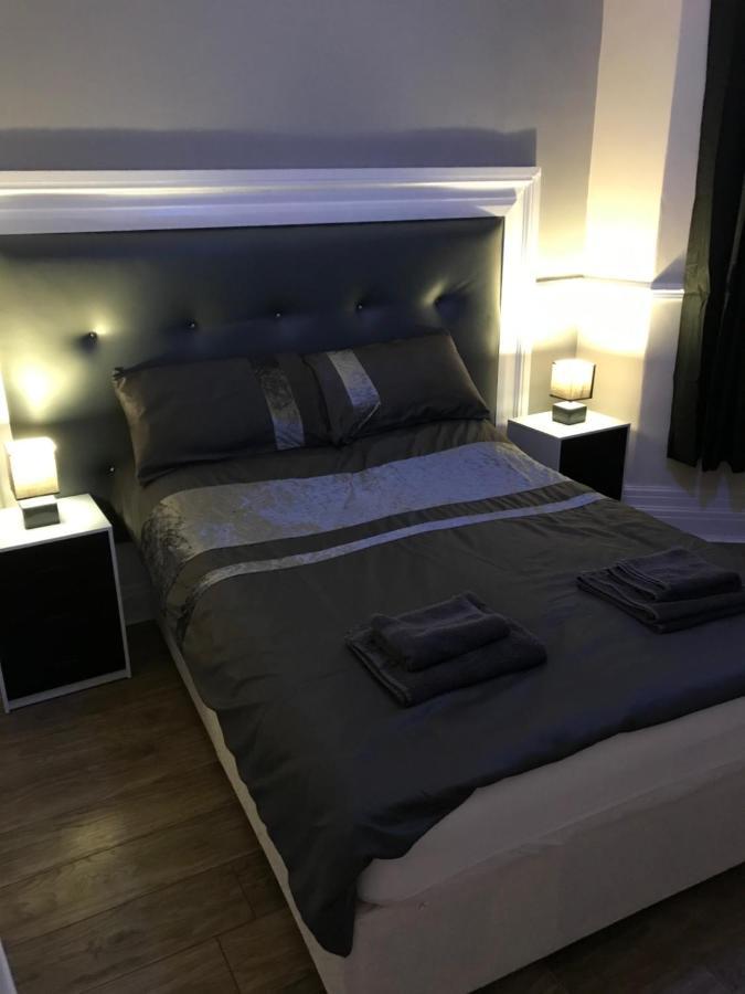 Sandy Pad'S Apartments Rhyl Buitenkant foto